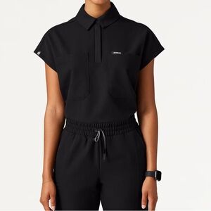 NWOT Jaanuu Acta Oversized 2 Pocket Scrub Top